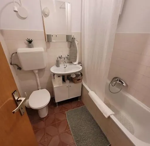 Zalo 아파트 트르파니