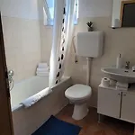 Zalo شقة